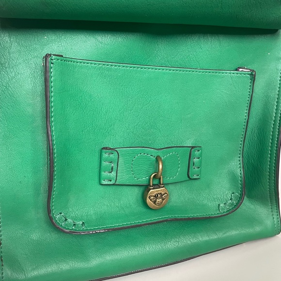 Green Leather Nica Purse - Like New. - Picture 9 of 14